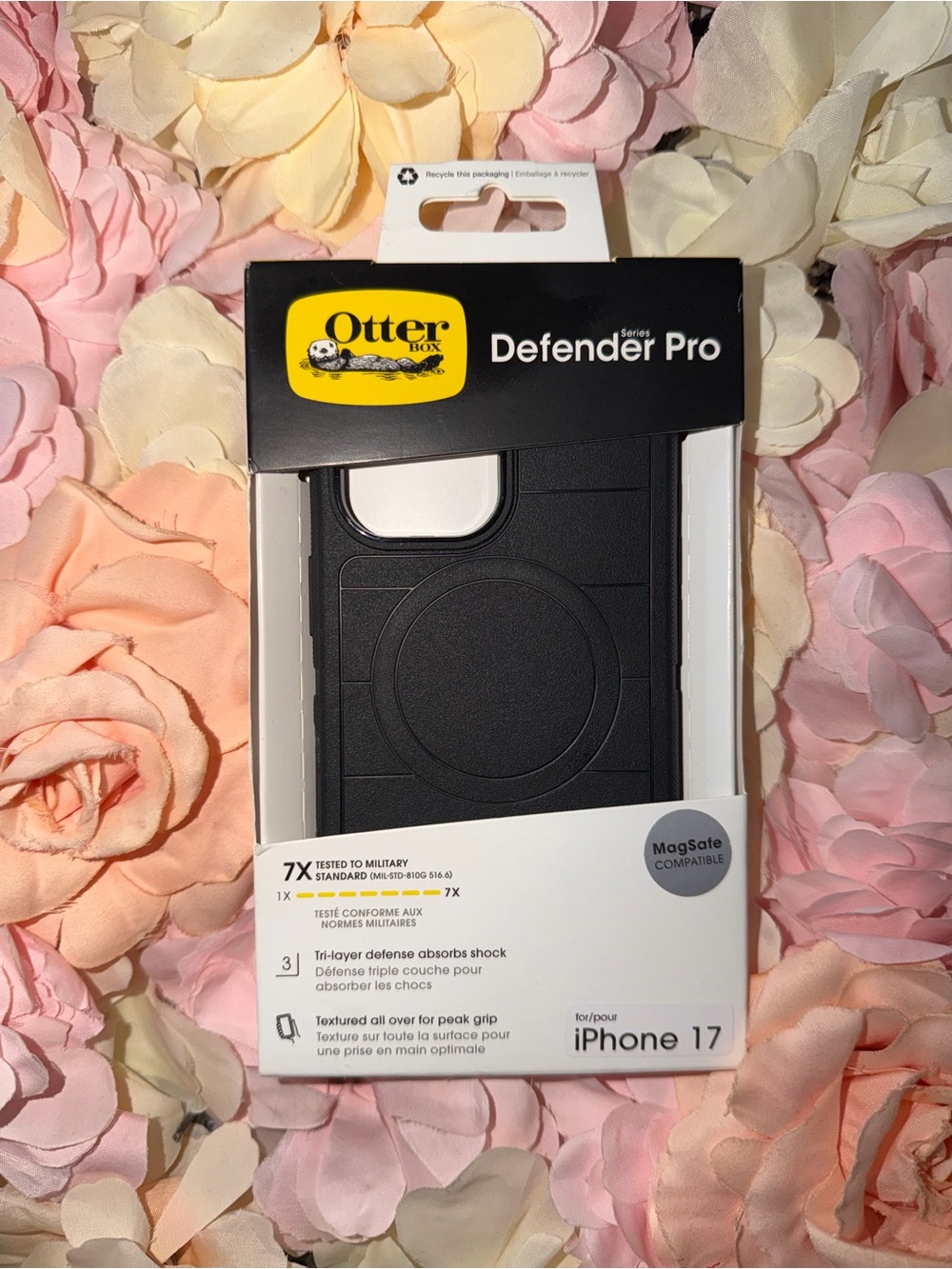 OtterBox Defender Pro Black MagSafe Compatible Case for iPhone 17